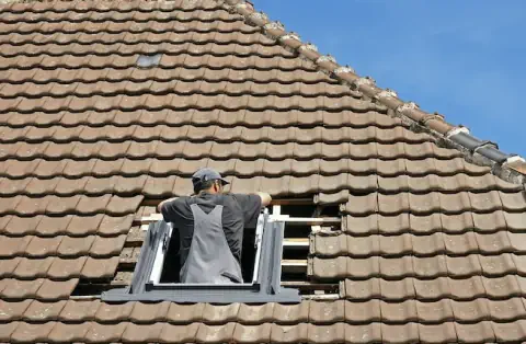 Pose de velux - Villedieu-le-Château